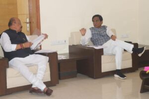 IMG-20240107-WA0233-300x200 रेल, कोयला और खान राज्य मंत्री रावसाहेब दानवे पाटिल ने 07.01.2024 को पुणे स्टेशन का दौरा किया