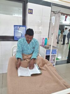 IMG-20240127-WA0212-225x300 मंडल रेल अस्पताल पुणे में मरीजों के लिए हिंदी वाचनालय उद्घाटित