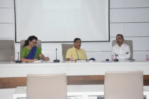 IMG-20240220-WA0242-300x200 मतदान प्रतिशत बढ़ाने के लिए ‘स्वीप’ उपक्रम पर जोर दिया जाए : जिलाधिकारी डॉ. सुहास दिवसे