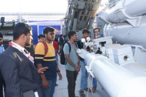 IMG-20240225-WA0294-1-300x200 पुणे में आयोजित ‘डिफेंस एक्सपो’ को छात्रों और उद्यमियों का बहुत अच्छा प्रतिसाद