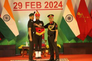 IMG_0788-300x200 दक्षिणी कमान ने अलंकरण समारोह के दौरान अपनी इकाइयों और व्यक्तियों को किया सम्मानित