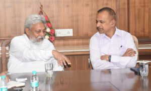 Ramesh-Chavan-ZP1-300x181 ‘चलो जानते हैं नदी को’ अभियान में जिला परिषद की सक्रिय भागीदारी : मुख्य कार्यकारी अधिकारी रमेश चव्हाण