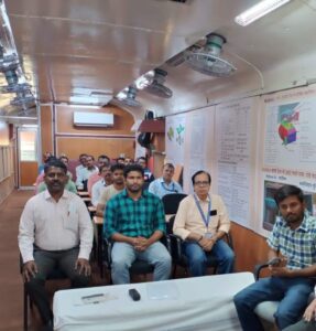 IMG-20240404-WA0250-287x300 पुणे मंडल पर पंडित माखनलाल चतुर्वेदी की जयंती मनाई गई