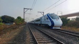 IMG-20240415-WA0102-300x169 मध्य रेल का गौरवशाली 171 वर्षों का सुहाना सफर