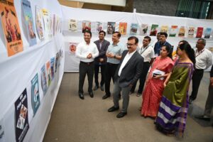 IMG-20240422-WA0316-300x200 युवाओं को उत्साहपूर्वक लोकतंत्र के महापर्व में बढ़-चढ़कर हिस्सा लेना चाहिए : विभागीय आयुक्त डॉ. चंद्रकांत पुलकुंडवार