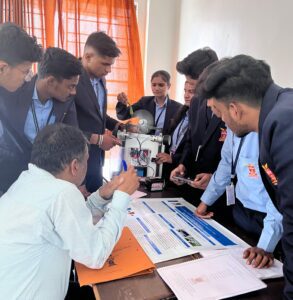 IMG-20240427-WA0036-293x300 प्रोजेक्ट एक्सपो में विभिन्न नए विषय एवं आधुनिक तकनीक पर आधारित 48 प्रोजेक्ट प्रस्तुत : प्राचार्य डॉ. सुहास खोत