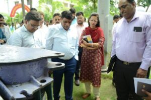 IMG-20240523-WA0116-300x199 मध्य रेल के महाप्रबंधक राम करण यादव ने पुणे मंडल का किया निरीक्षण