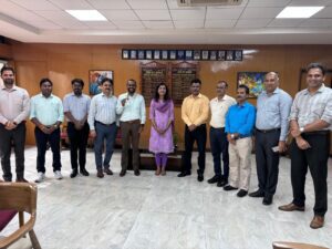 IMG-20240613-WA0114-300x225 डॉ. राहुल रघुनाथ पाटिल, उप वित्त सलाहकार एवं मुख्य लेखा अधिकारी, पुणे ने कॉमरेड्स मैराथन दक्षिण अफ्रीका में शानदार सफलता हासिल की