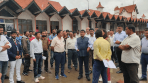 8FF0C6B3-8C41-4F37-94CD-0ED258D3174D-300x169 मध्य रेल के महाप्रबंधक ने कोल्हापुर-पुणे खंड का व्यापक विंडो ट्रेलिंग निरीक्षण किया