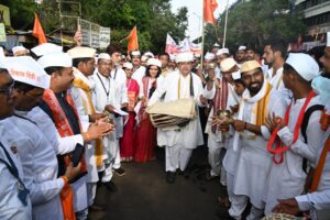 IMG-20240702-WA0189-300x200 कौशल विकास मंत्री मंगलप्रभात लोढ़ा ने कौशल विकास दिंडी का किया शुभारंभ