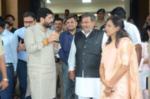 IMG-20240709-WA0019-300x199 नागरिक उड्डयन एवं सहकारिता राज्य मंत्री मुरलीधर मोहोल द्वारा मंडल रेल प्रबंधक पुणे और समस्त शाखा अधिकारियों के साथ बैठक