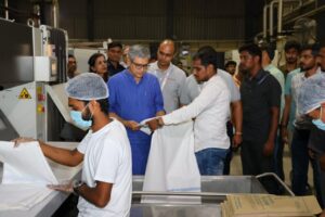 IMG-20240721-WA0048-300x200 रेल मंत्री अश्विनी वैष्णव ने पुणे स्टेशन का किया निरीक्षण