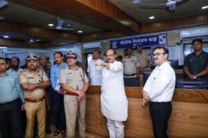 IMG-20240725-WA0417-300x200 पुलिस विभाग आपदा प्रबंधन के लिए यंत्रणा तैयार रखें : उपमुख्यमंत्री अजीत पवार