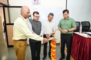IMG-20240901-WA0413-300x200 चुनाव प्रक्रिया को सुचारु रूप से संचालित करने के लिए भारत निर्वाचन आयोग के दिशा-निर्देशों एवं नियमों का अध्ययन किया जाए : मुख्य निर्वाचन अधिकारी एस. चोक्कलिंगम