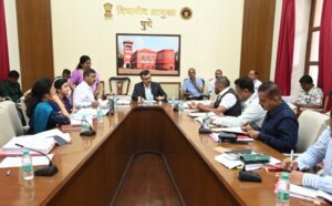 IMG-20240909-WA0269-300x186 विभागीय लोकशाही दिवस : तीन मामलों पर हुई सुनवाई; निर्देशों का कड़ाई से पालन करने के विभागीय आयुक्तों ने दिए निर्देश