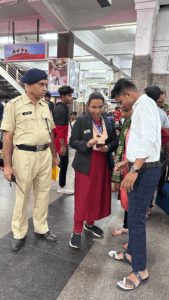 64B25FB5-CCFC-47BE-8BAF-D519C9E85477-169x300 पुणे रेल मंडल के बड़े पैमाने पर टिकट जांच अभियान से एक दिन में 1.18 लाख रुपए का दंड वसूला गया