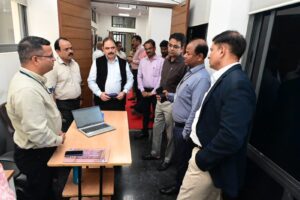 IMG-20241023-WA0419-300x200 विधानसभा चुनाव के लिए जिलाधिकारी कार्यालय में शिकायत निवारण एवं मतदाता सहायता कक्ष कार्यान्वित