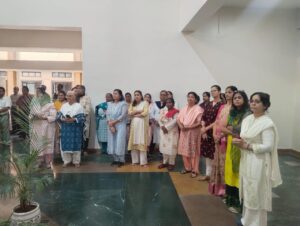 IMG-20241028-WA0453-300x226 मध्य रेल पर सतर्कता जागरूकता सप्ताह-2024 मनाया