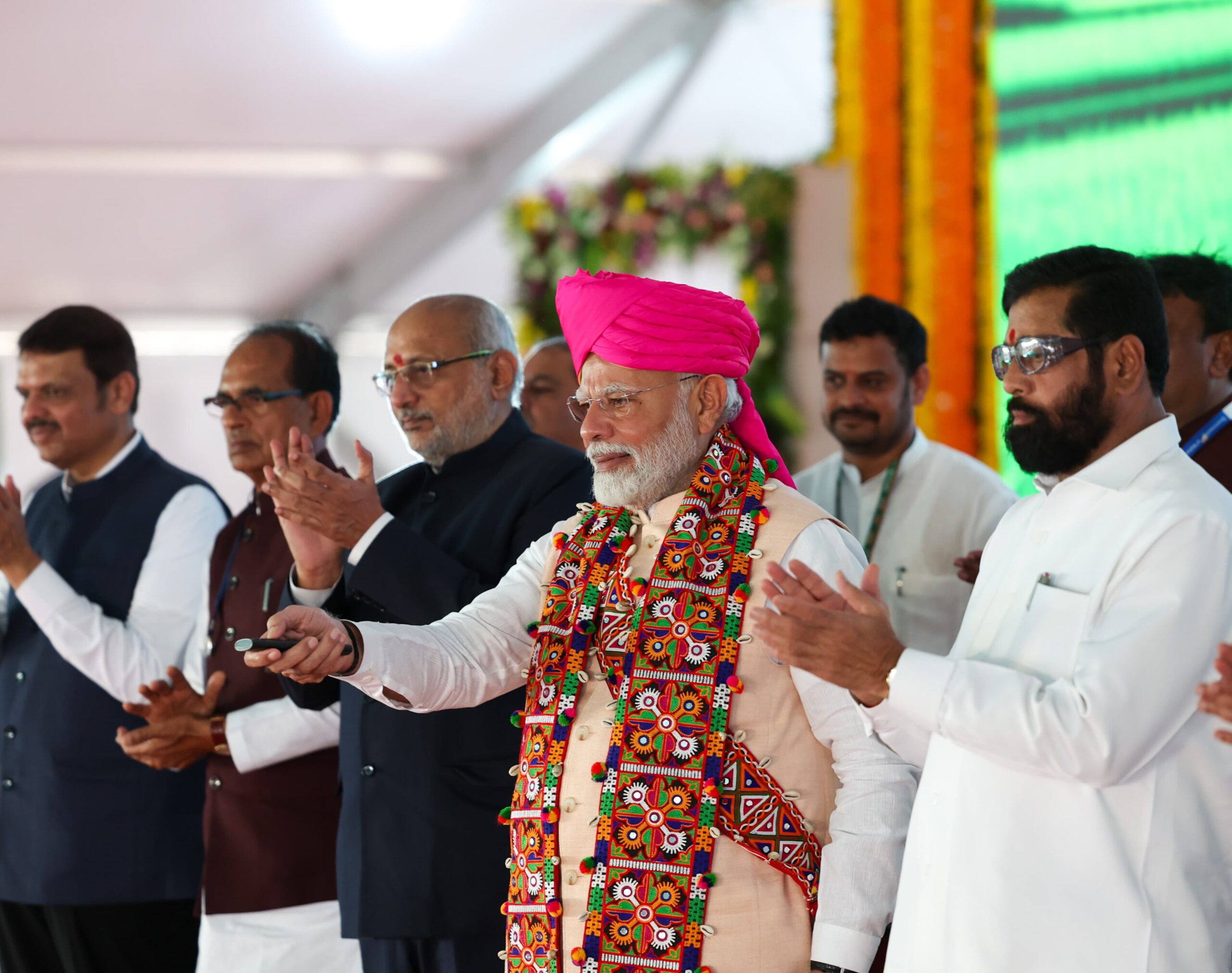 विश्व की सबसे बड़ी 16,000 मेगावाट की विकेंद्रीकृत सौर ऊर्जा परियोजना 1 PM Modi 01