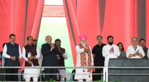PM-Modi-02-300x166 विश्व की सबसे बड़ी 16,000 मेगावाट की विकेंद्रीकृत सौर ऊर्जा परियोजना