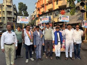 5-300x225 संवैधानिक मूल्यों को लोगों में विकसित करने की जरूरत : विभागीय आयुक्त डॉ.चंद्रकांत पुलकुंडवार