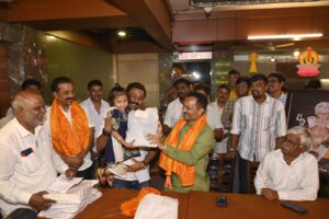IMG-20241030-WA0026-300x200 श्री गजानन मित्र मंडल ट्रस्ट (तुलसीबाग) द्वारा  180 निराश्रित बच्चों को उपहार