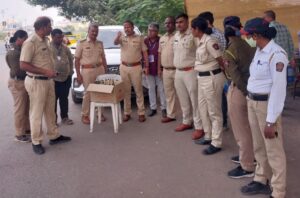IMG-20241116-WA0055-300x198 मांजरी बुद्रुक परिसर में अवैध गोवा राज्य शराब की तस्करी के खिलाफ की गई सख्त कार्रवाई