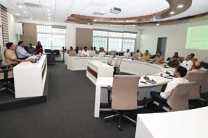 IMG-20241127-WA0333-300x200 सड़क दुर्घटनाओं में होनेवाली मौतों की संख्या को कम करने के उपाय करें : जिलाधिकारी डॉ. सुहास दिवसे