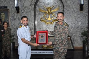 MUR_1019-300x200 ऑस्ट्राहिंड-III की टुकड़ी ने राष्ट्रीय रक्षा अकादमी का दौरा किया