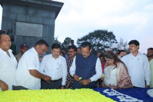 IMG-20241228-WA0548-300x200 विजयस्तंभ परिसर के विकास के लिए 100 करोड़ रुपयों की निधि उपलब्ध कराई जाएगी : सामाजिक न्याय मंत्री संजय शिरसाट