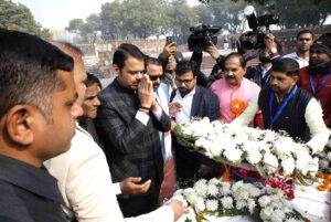 CM-Panipat-300x201 पानीपत शौर्य स्मारक के विकास के लिए सर्वतोपरी सहयोग : मुख्यमंत्री देवेंद्र फडणवीस