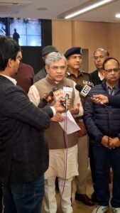 IMG-20250112-WA0621-169x300 महा कुंभ 2025 : रेलवे की विशेष तैयारियों का शुभारंभ