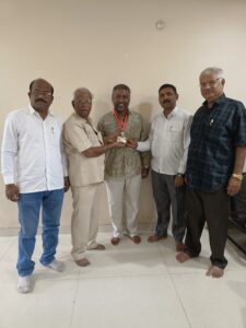 IMG-20250119-WA0446-225x300 पुणे में ‘एसोसिएशन ऑफ स्मॉल एंड मीडियम न्यूज पेपर ऑफ इंडिया’ संघटन कोअर कमेटी की उच्चस्तरीय बैठक संपन्न