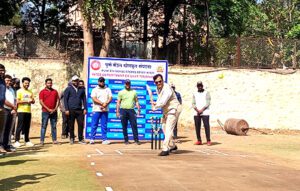 Railway-Match1-300x191 पुणे रेल मंडल में अंतर-विभागीय क्रिकेट टूर्नामेंट का शुभारंभ