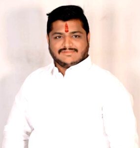 Sani-Gavate-284x300 कलियुग के योद्धा सांसद संजय राउत