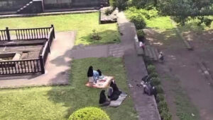 नमाज-पठन-300x170 सामाजिक सौहार्द का राजनैतिक रंगमंच