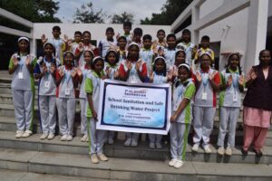 5.-New-English-School-300x200 खाने से पहले, खाने के बाद और शौचालय का इस्तेमाल करने के बाद हाथ साबुन से अवश्य धोएं : प्रधान अध्यापिका भानुमति नायडू