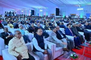 मुंबई-उच्च-न्यायालयाच्या-नवीन-इमारतीचा-शिलान्यास-1-300x200 महाराष्ट्र राष्ट्रीय विधि विश्वविद्यालय परियोजना का शुभारंभ